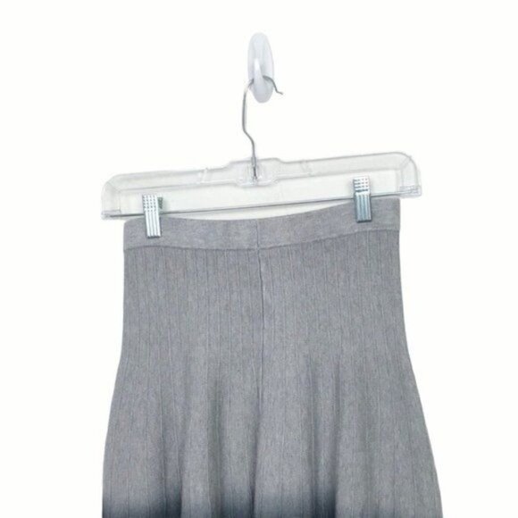 Carmen Marc Valvo Gray Knit Ombre Skirt XS - Picture 3 of 8